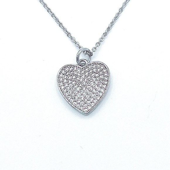 𝅺DAINTY Silver Chain with Sweet Micro Pave Heart Charm - Picture 1 of 3